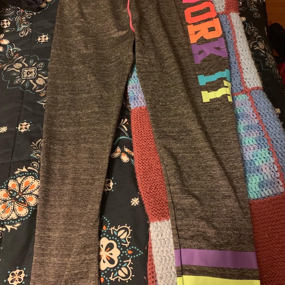 Spandex - Picture 2 of 2